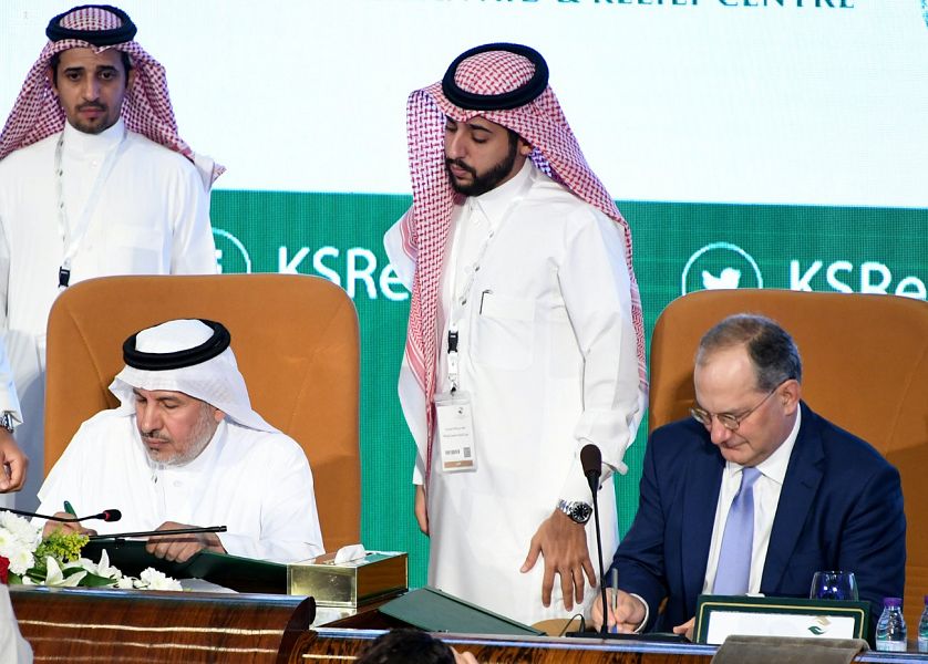 مركز الملك سلمان للإغاثة يوقع مشروعًا لرفع جاهزية مستشفى منطقة سادار بمنطقة كوكس بازار في بنجلاديش