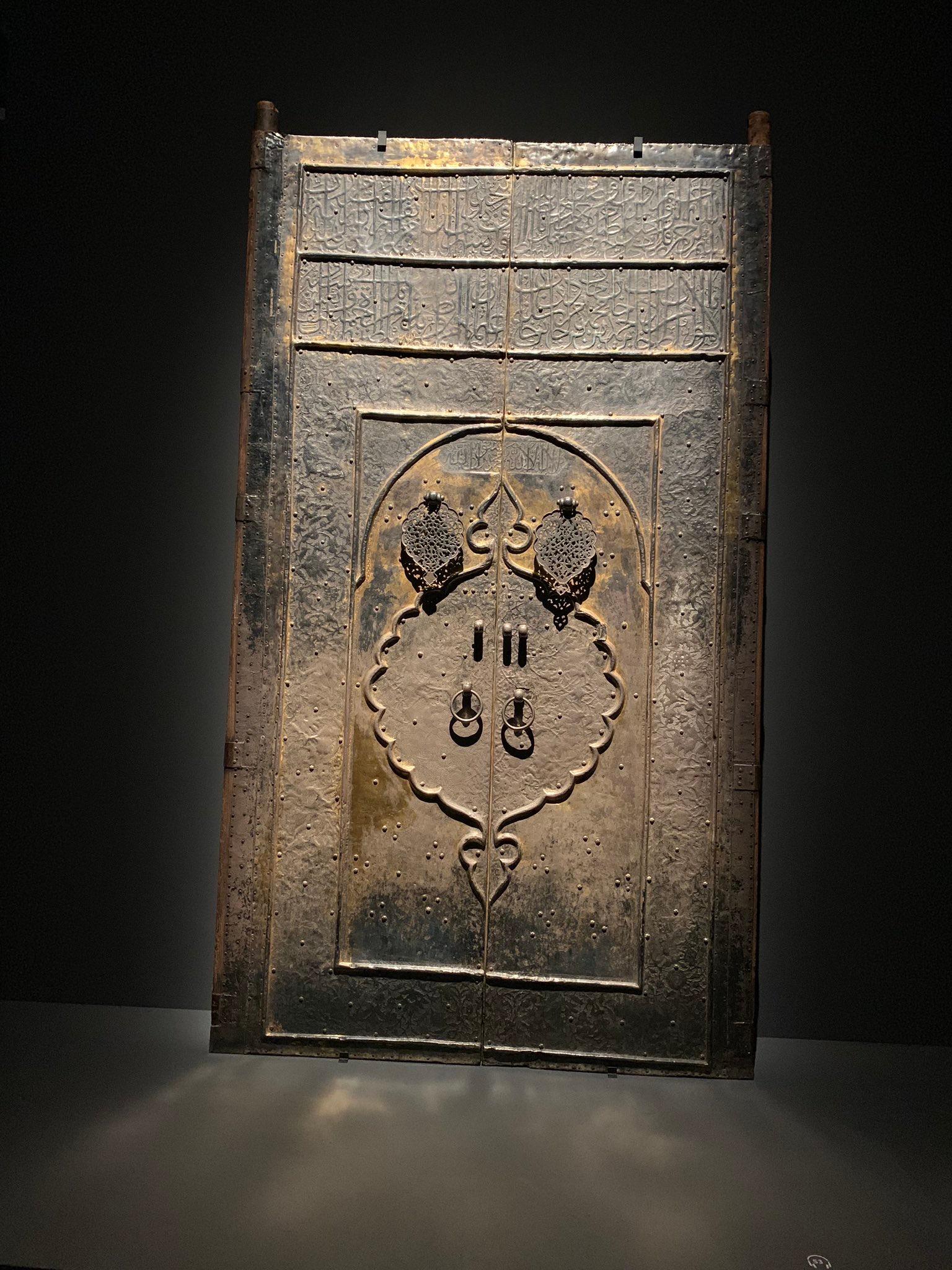 أقدم باب موجود على الأرض وعمره 4 قرون