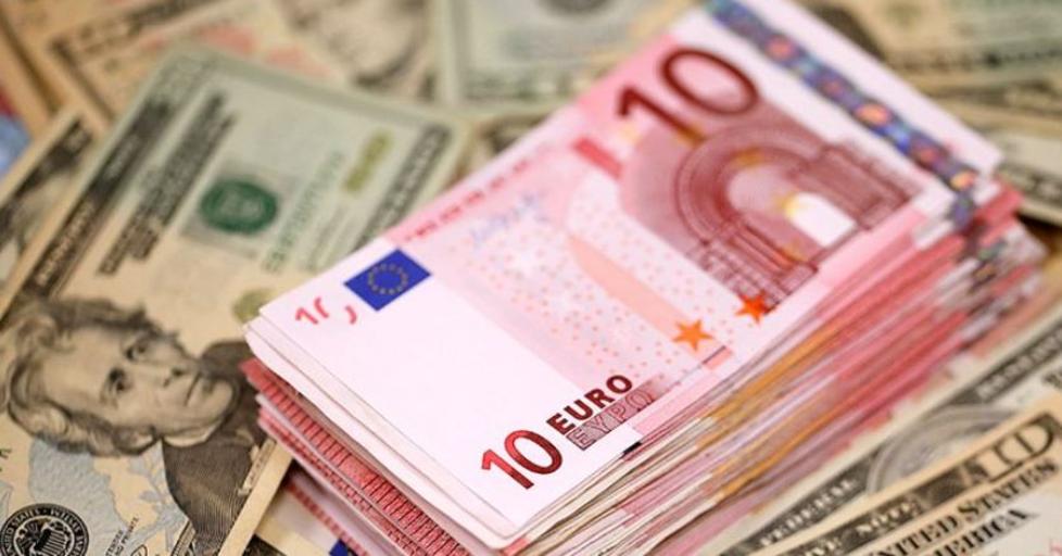الاتحاد الأوروبي يخطط لخفض هيمنة الدولار على الاقتصاد العالمي
