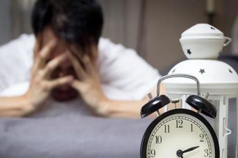 خبيرة: عدم النوم يؤدي إلى الاكتئاب والأرق والسكَّر