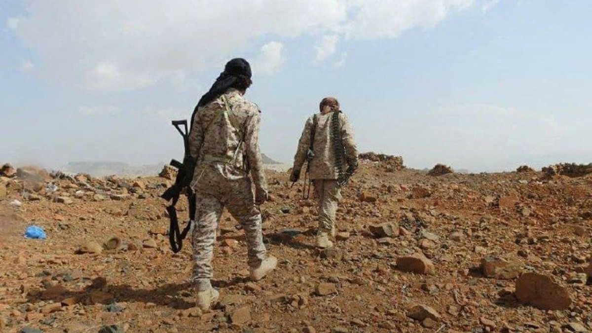 الجيش اليمني يسيطر على الخط الدولي الرابط بين مدينة صعدة والبقع