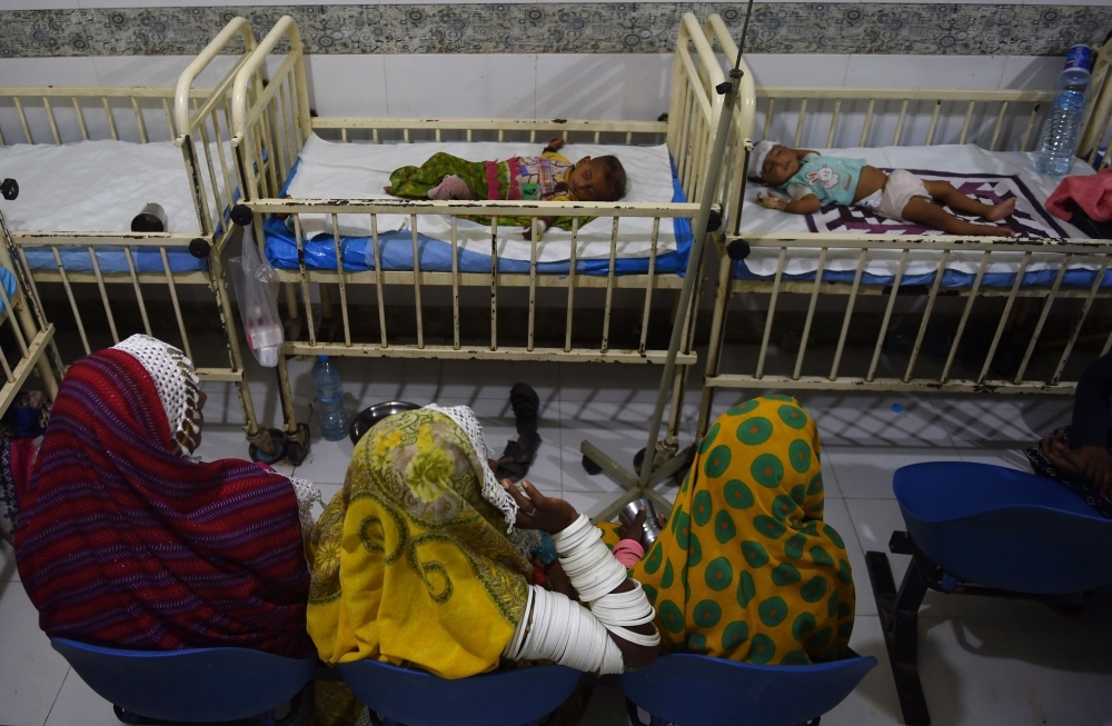 سوء التغذية يفتك بأطفال باكستان رغم فائض الإنتاج الغذائي
