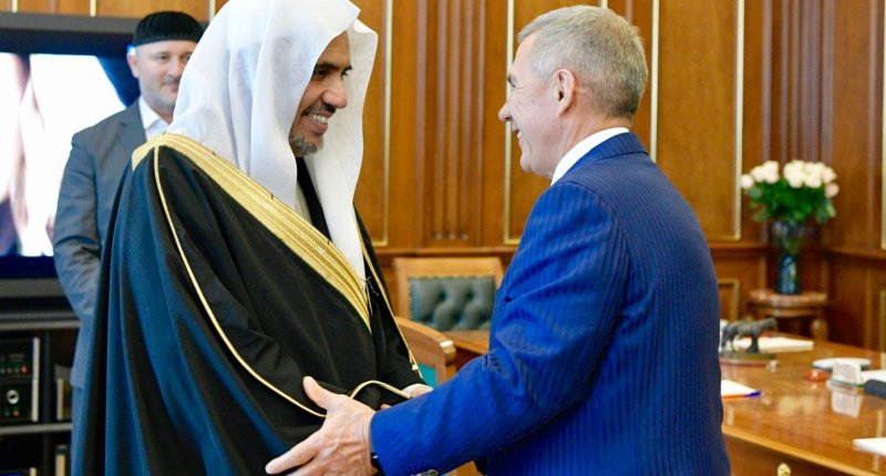 رئيس تتارستان يستقبل د.العيسى ويشيد بجهود الرابطة عالمياً وحراكها الإيجابي في الداخل الروسي 