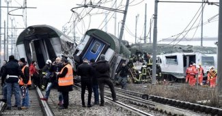 حادث قطار ركاب قرب ميلانو الإيطالية