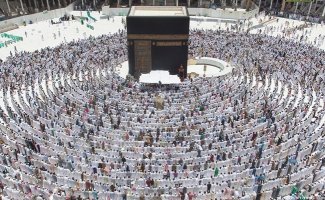 إمام الحرم المكي :البشارةُ والنذارة وظيفةُ الرسل وأتباعِهم إلى يوم القيامة