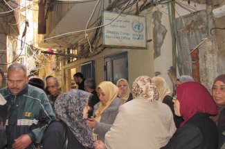 رابطة الفلسطينيين المهجرين تبحث مع المدير العام للأونروا في لبنان أوضاع النازحين من سوريا