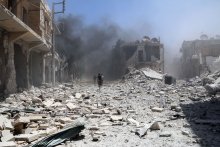 المرصد السوري: مقتل عشرة مدنيين في غارات لقوات النظام السوري على الغوطة الشرقية