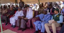 مركز الملك سلمان للإغاثة يسلم دفعة من المساعدات للنازحين في شمال شرق نيجيريا