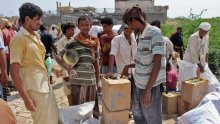 الحكومة اليمنية تتهم الحوثيين بتفخيخ مخازن أغذية أممية