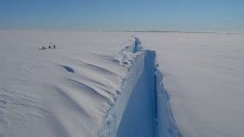 جبل جليدي ضعف مساحة نيويورك ينشق قريبا عن القطب الجنوبي