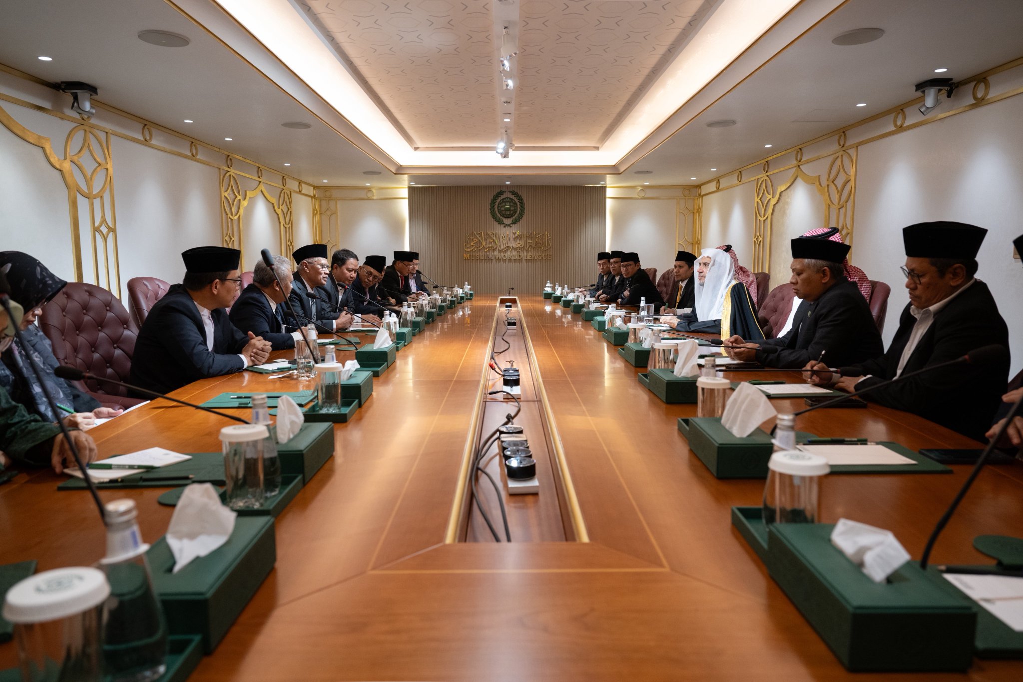 H.E. Sheikh Dr. Mohammed Al-Issa, received a delegation from the Central Leadership of Muhammadiyah in the Republic of Indonesia, headed by H.E. Sheikh Dr. Haedar Nashir