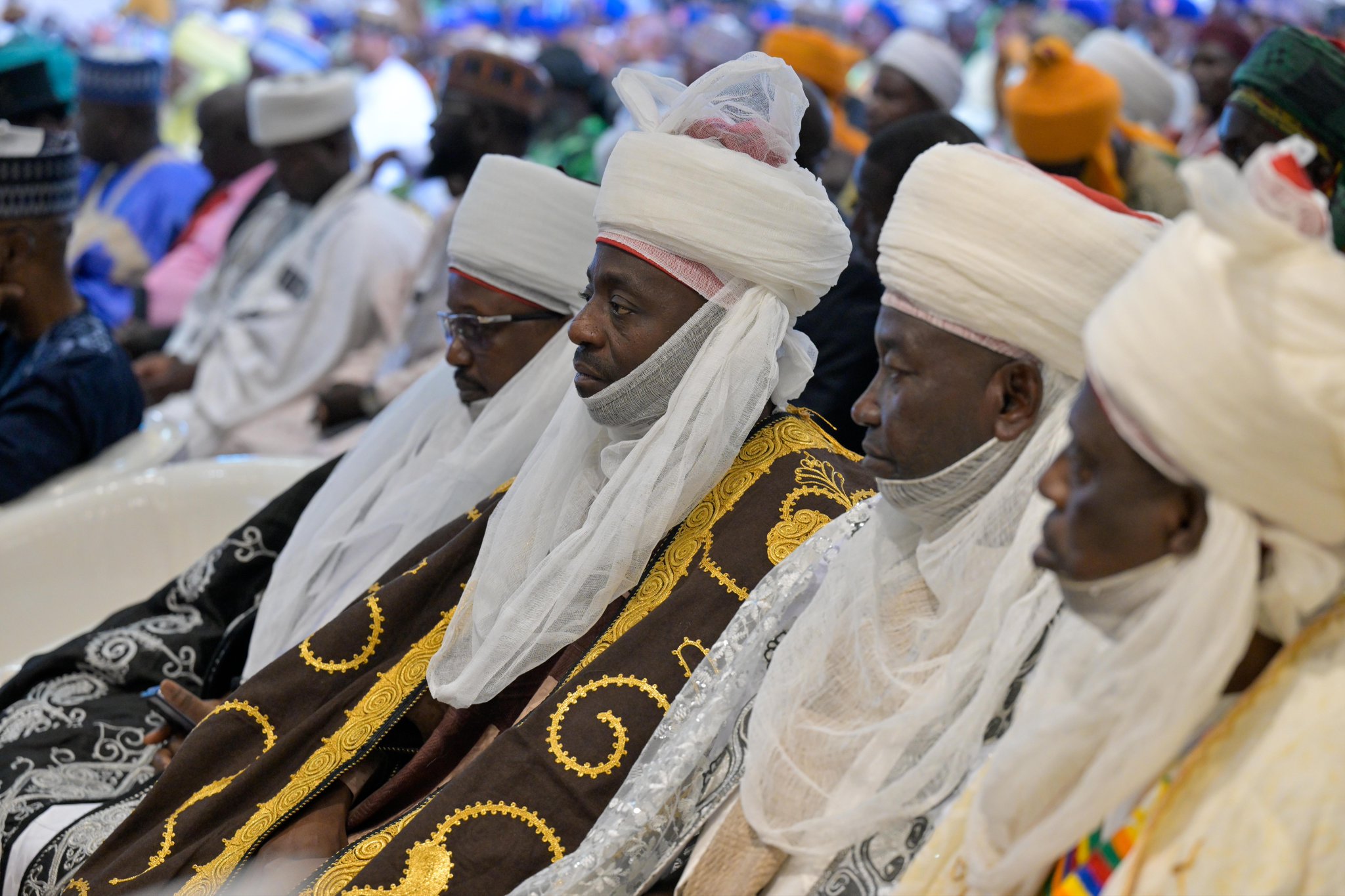 Foto-foto dari Konferensi Internasional yang diselenggarakan—pada malam ini—di ibu kota Nigeria, "Abuja", di bawah naungan Yang Mulia Presiden, serta partisipasi Yang Mulia Syekh Dr. Mohammed Al-Issa