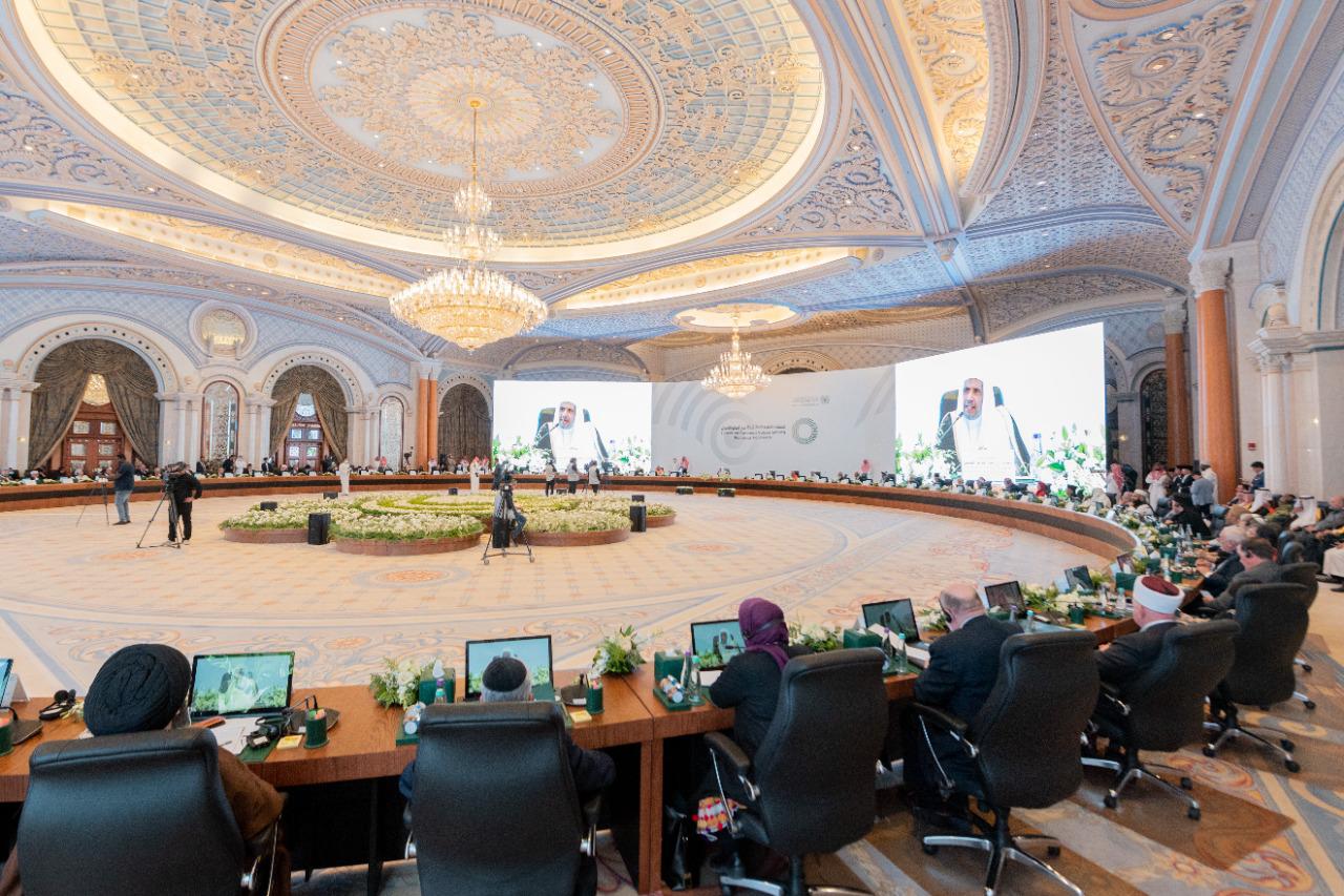 Under the umbrella of the Muslim World League Riyadh witnesses the issuing of the “Declaration of Common Human Values”