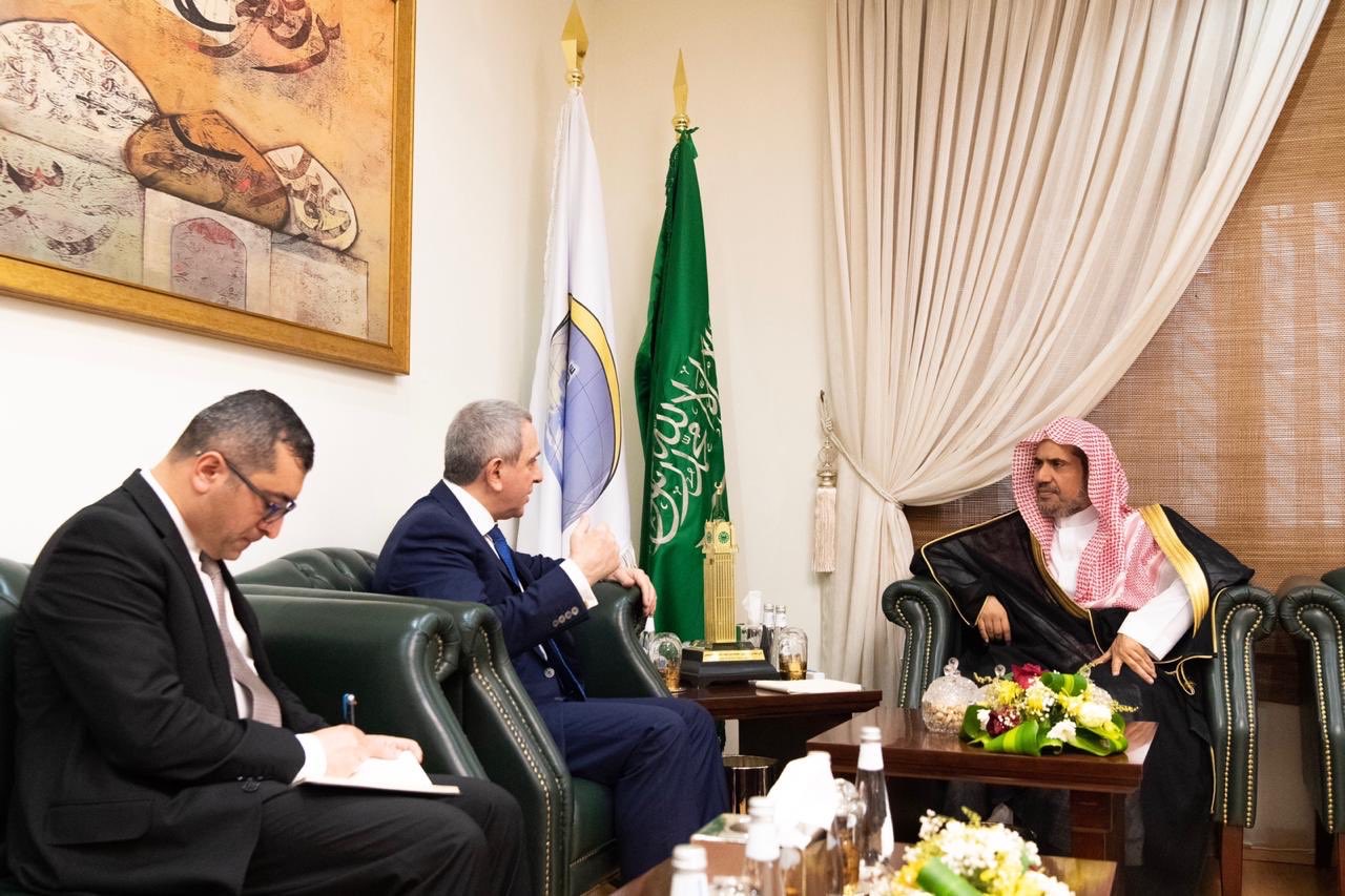 عزت مآب شیخ ڈاکٹر محمدالعیسی نے مملکت سعودی عرب میں آذربائیجان کے سفیر شاہین شاکر سے ملاقات کی