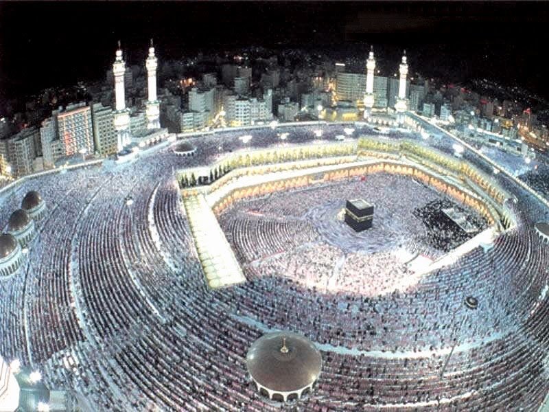 انی پاتی ہے کہ:(مملکت  سعودی عرب نے، قدسیتِ مکان اور اپنی ذمہ داری کی مکمل ادائیگی سے عالم اسلام کا مکمل مفہوم کے ساتھ اعلی مرجع ہونے کا اعزاز حاصل کیاہے)