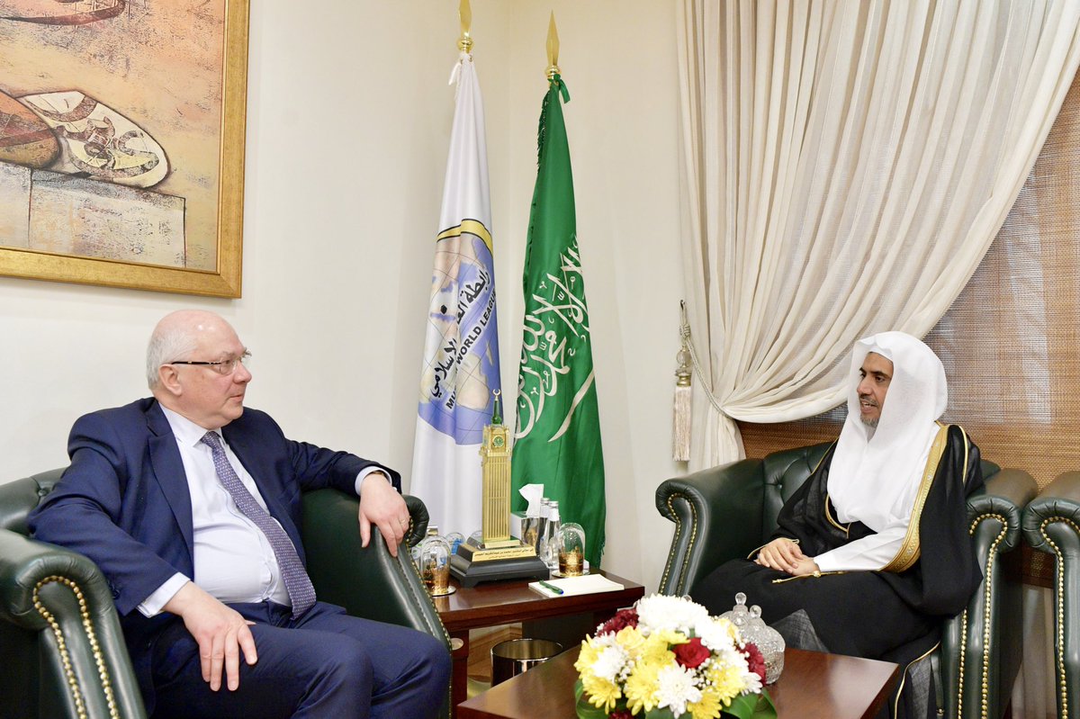 شیخ ڈاکٹر محمد العیسی نے تاریخی کلیسائے نوٹراڈام کیتھیڈرل میں آتش زدگی حادثے پر رابطہ کی طرف سے جمہوریہ فرانس کو تعاون کا یقین دلایا