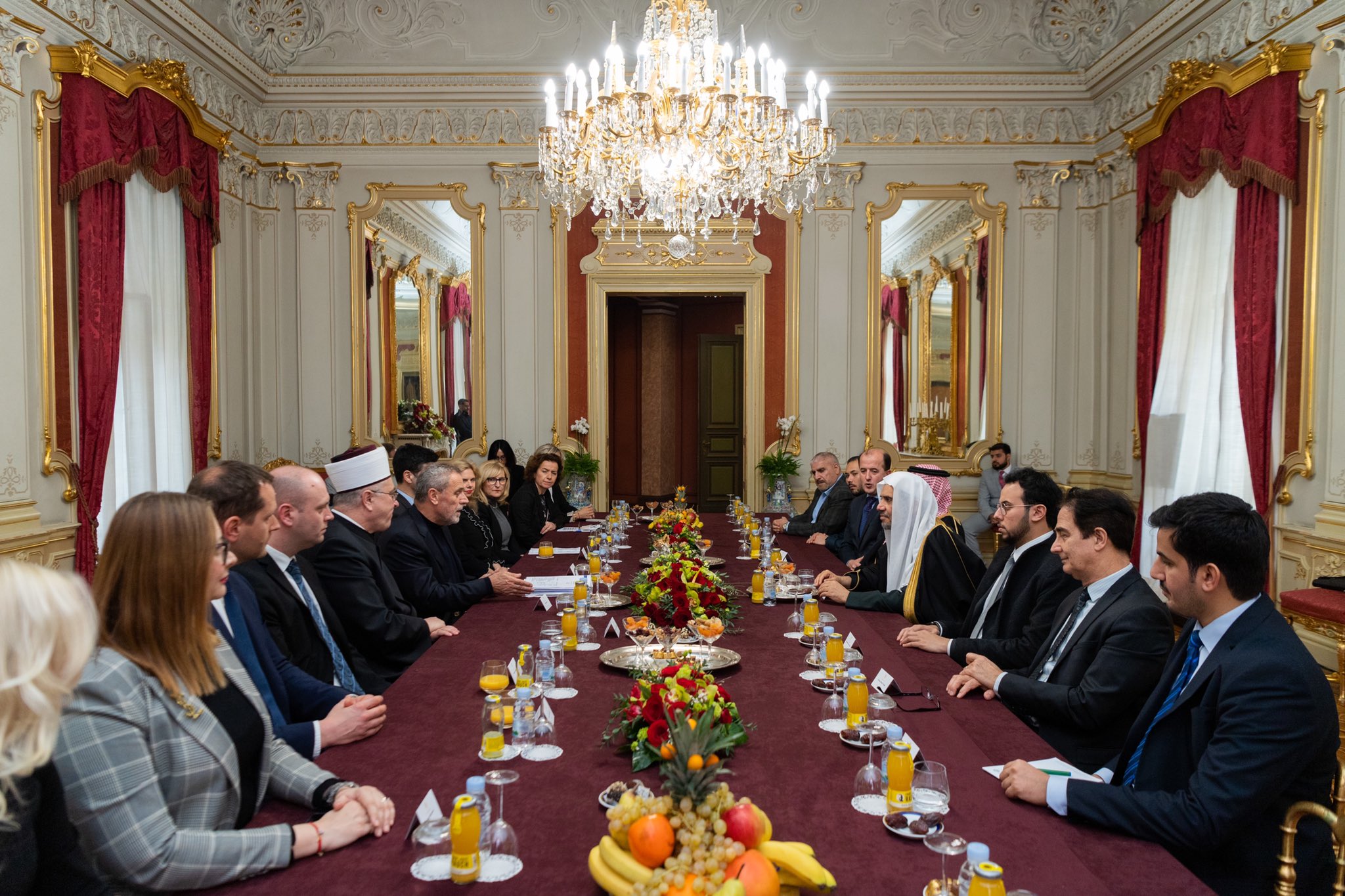 Le maire de Zagreb les représentants religieux et les médias célèbrent la venue de Mohammad Alissa avec son programme diversifié de dialogue.