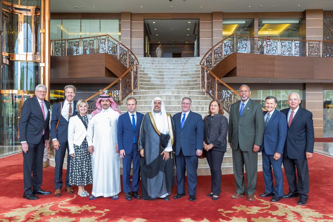  HE Dr. Mohammad Alissa and members of the U.S. evangelical community discussed the importance of family & other common values during their meeting 