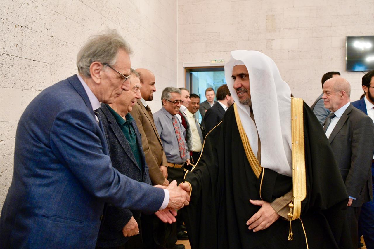 ڈاکٹر العیسی: مستشرقین کی ایک تعداد نے اسلامی ورثے کی نشرواشاعت میں حصہ لیا اور اسلام کی تہذیبی اور انسانی اقدار کی تعریف کی