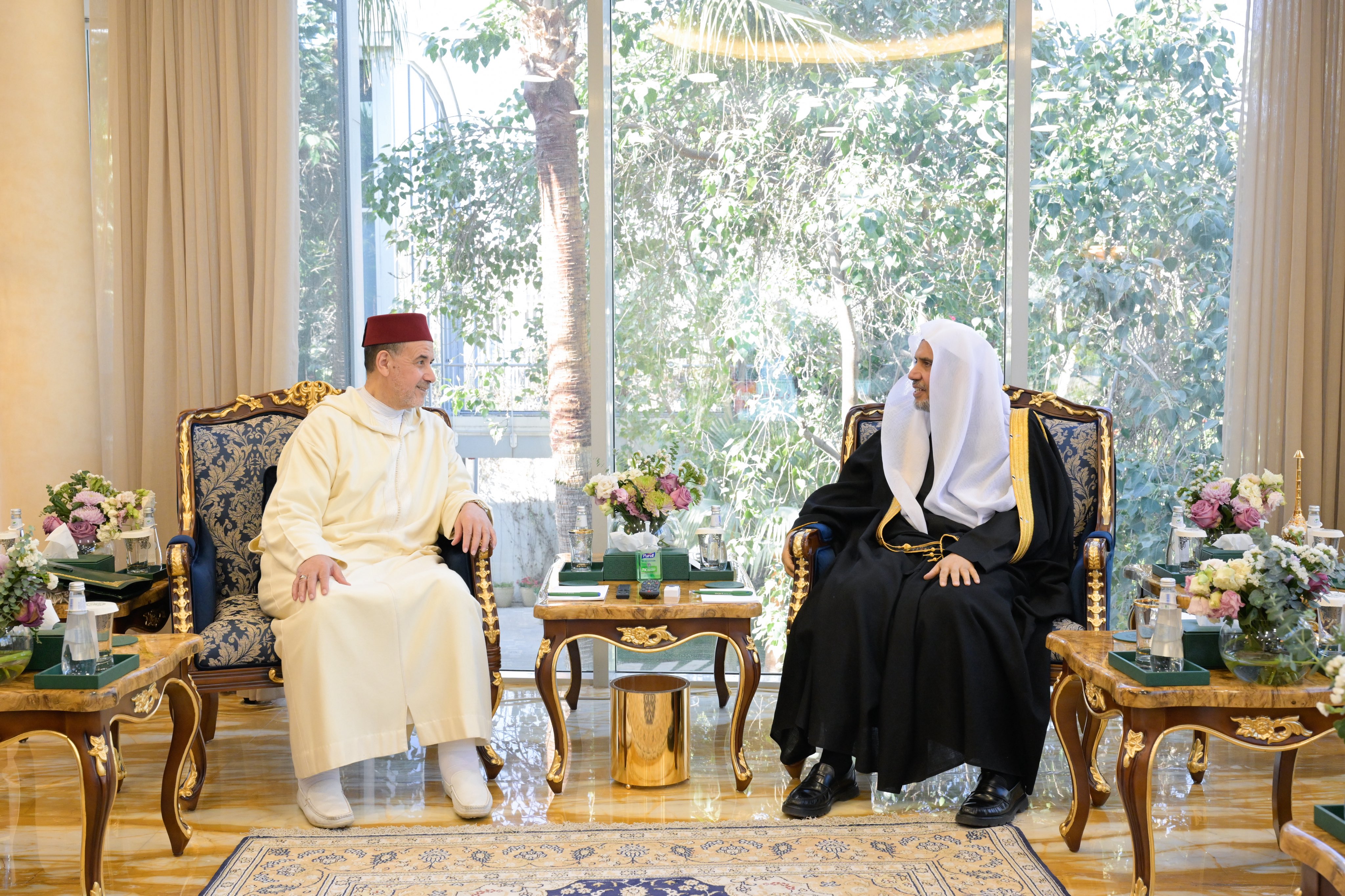 Dr. Al-Issa Receives the Chairman of the Mohammedia League of Scholars of Morocco to Discuss Common Interests
