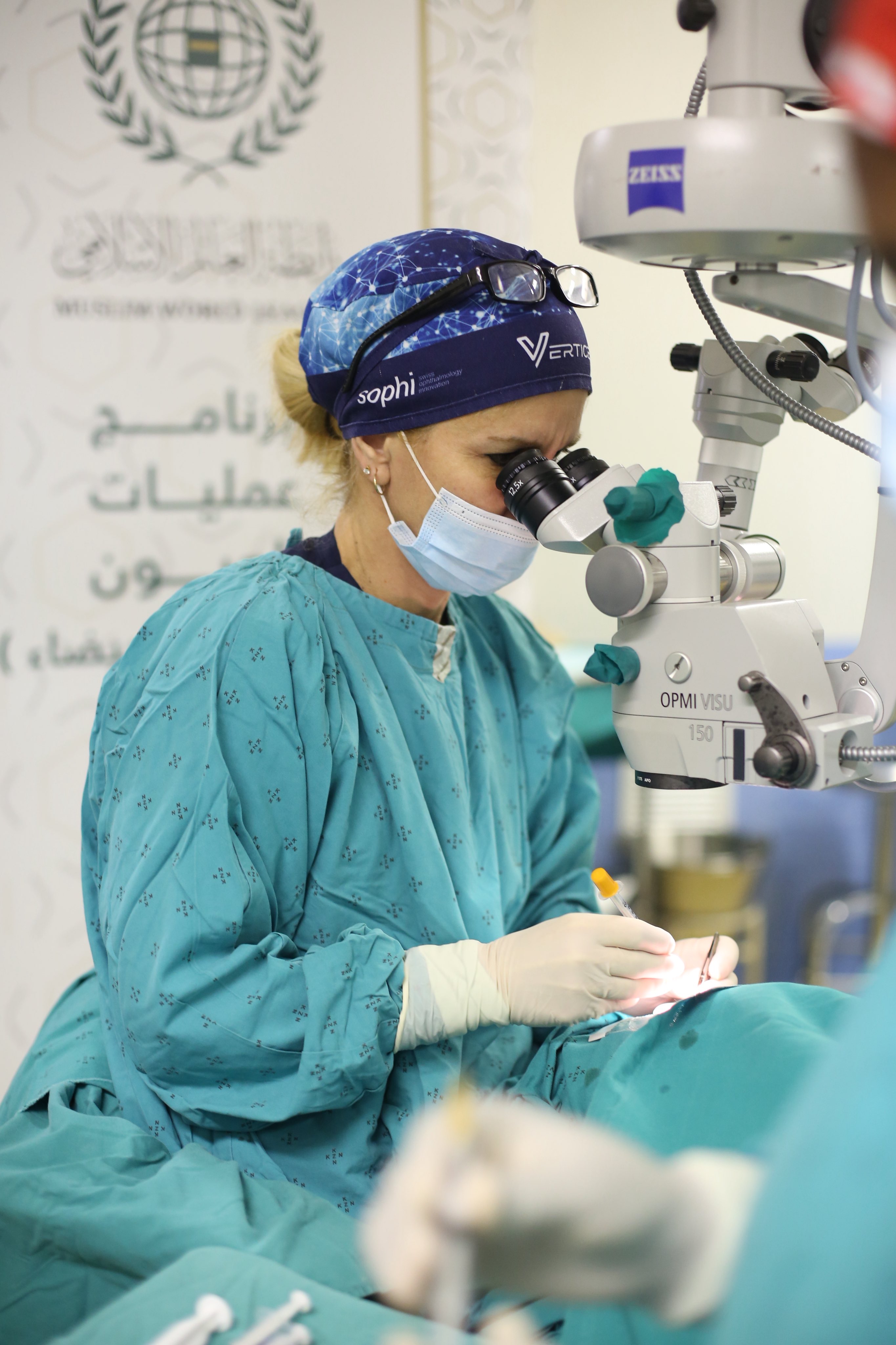 تتواصلُ برامجُ رابطة العالم الإسلامي لمكافحة العمى في القارة الأفريقية، ومحطتها اليوم مقاطعة كوازولو ناتال في جنوب أفريقيا