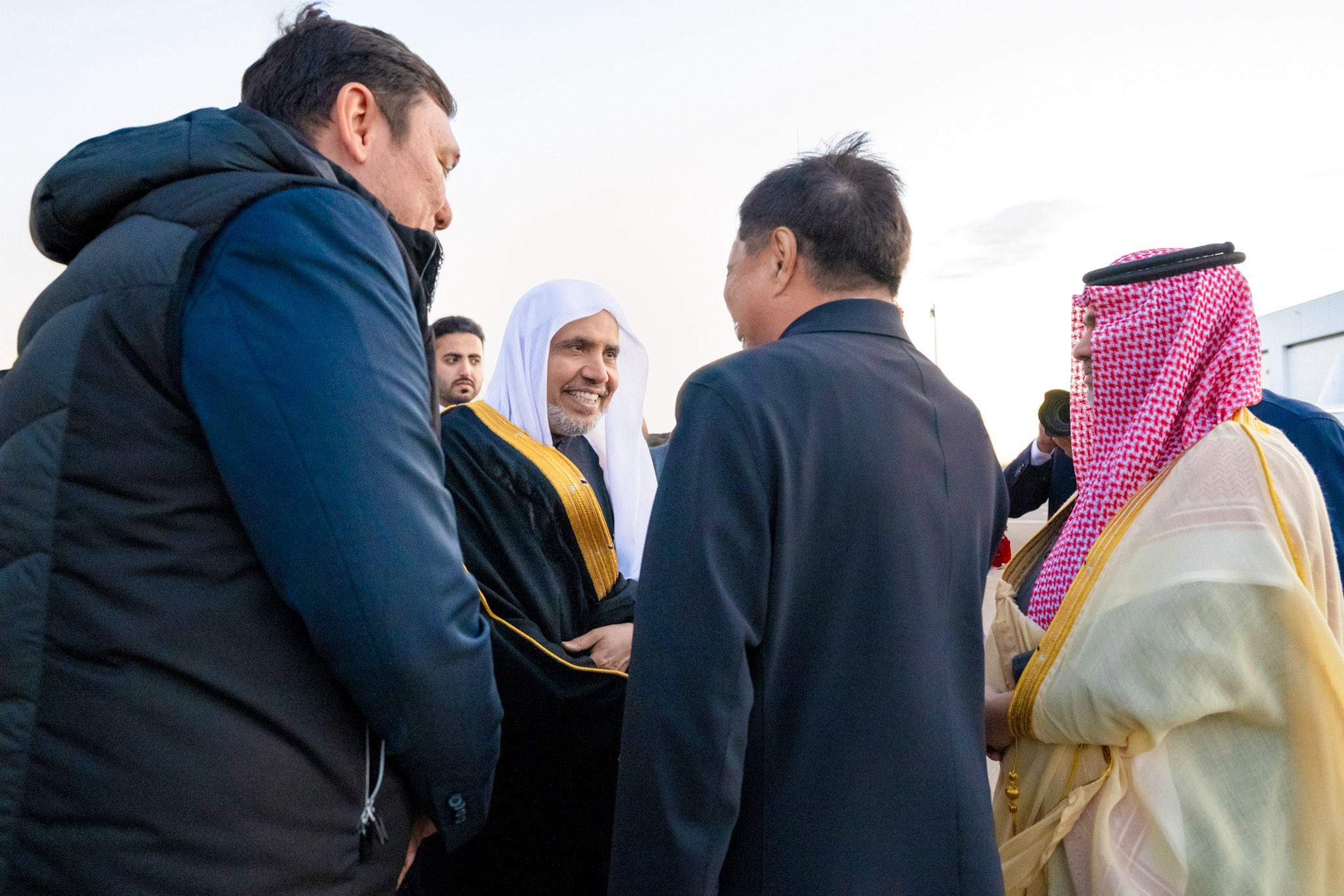 رابطہ کے عالمی پیغام اور اس کے فرائض سے متعلق متعدد اعلیٰ سطحی ملاقاتوں اور تقریبات کے انعقاد کے لیے ایک سرکاری دعوت پر: