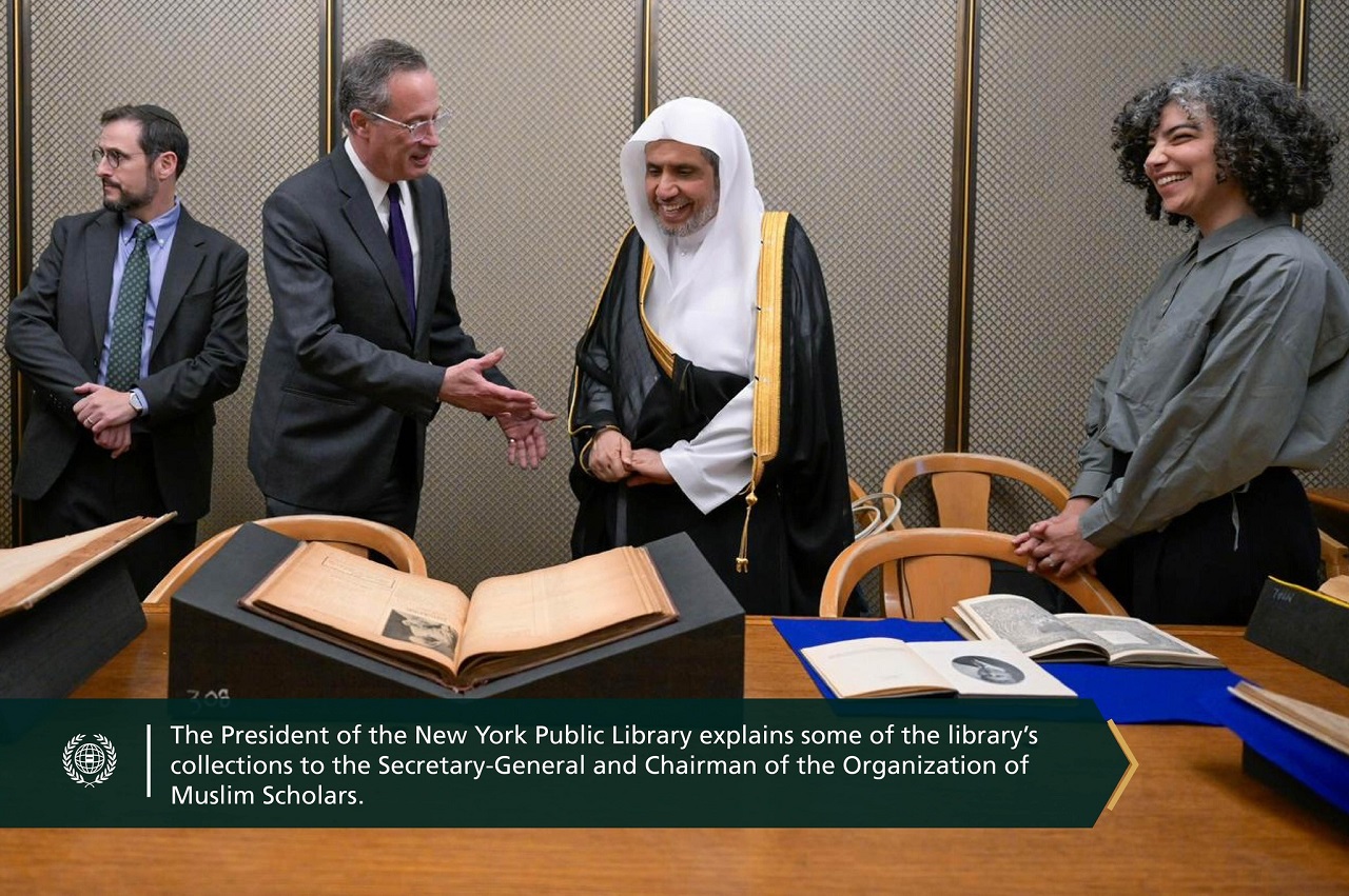At one of the world’s three largest libraries, the New York Public Library hosted H.E. Sheikh Dr. Mohammed Al-Issa , Secretary-General of the MWL, He was received by the Library’s President, along with a number of senior officials
