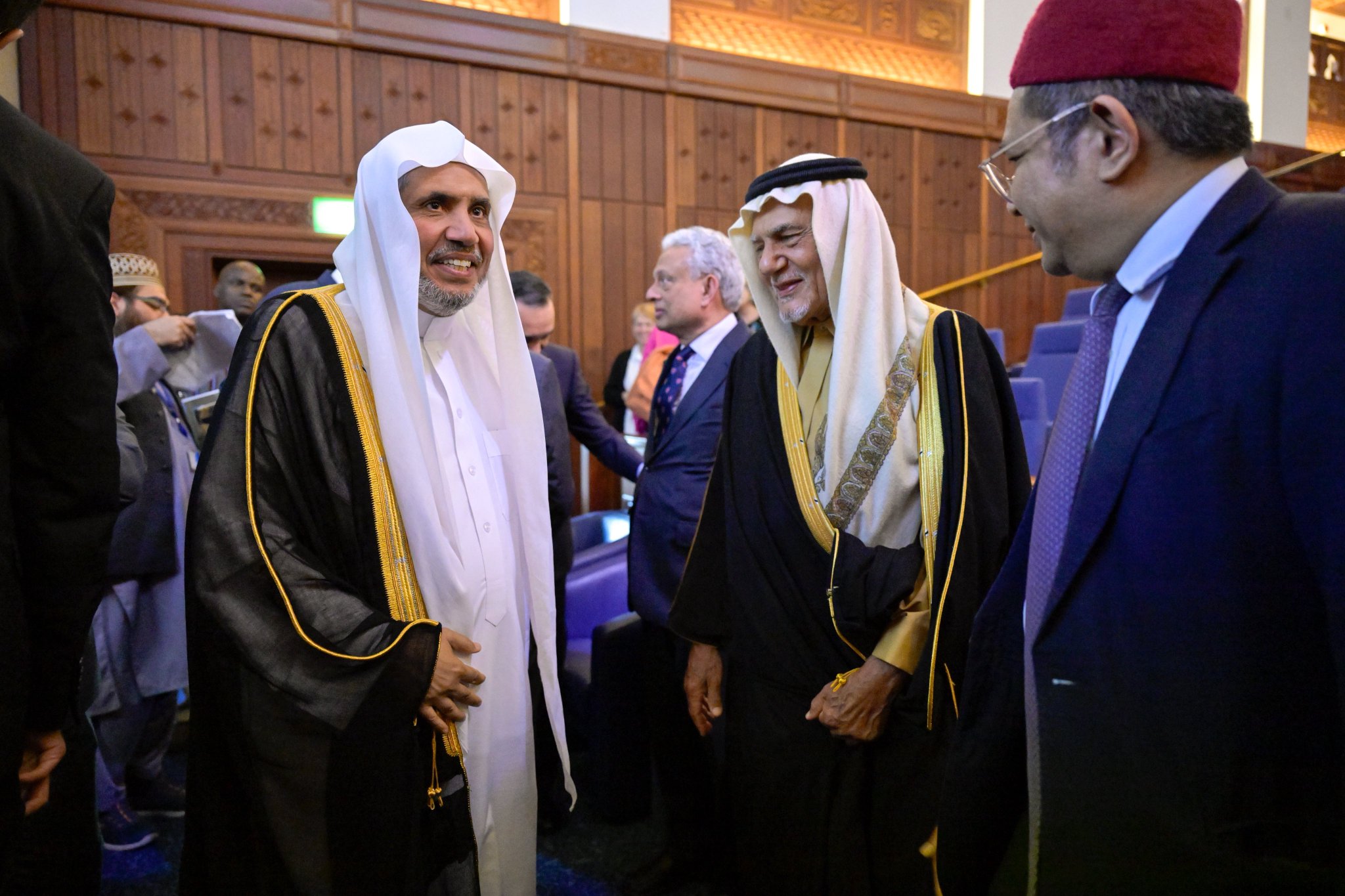 Photos from the opening of the high-level meeting of the Experts Group at the Oxford Centre for Islamic Studies: