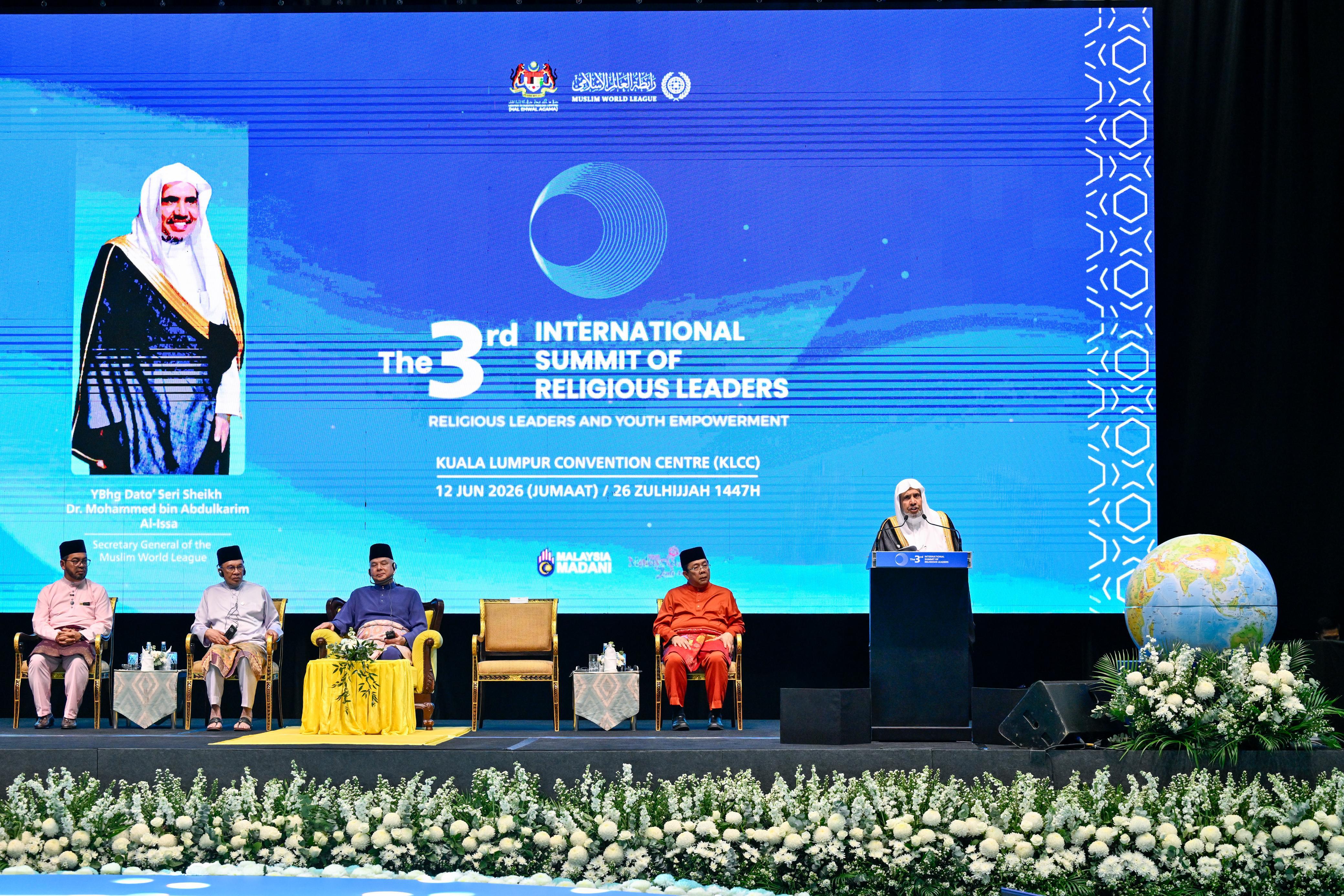 Le Secrétaire général de la Ligue islamique mondiale prononce une allocution d’ouverture lors du 3ème Sommet international des responsables religieux à Kuala Lumpur