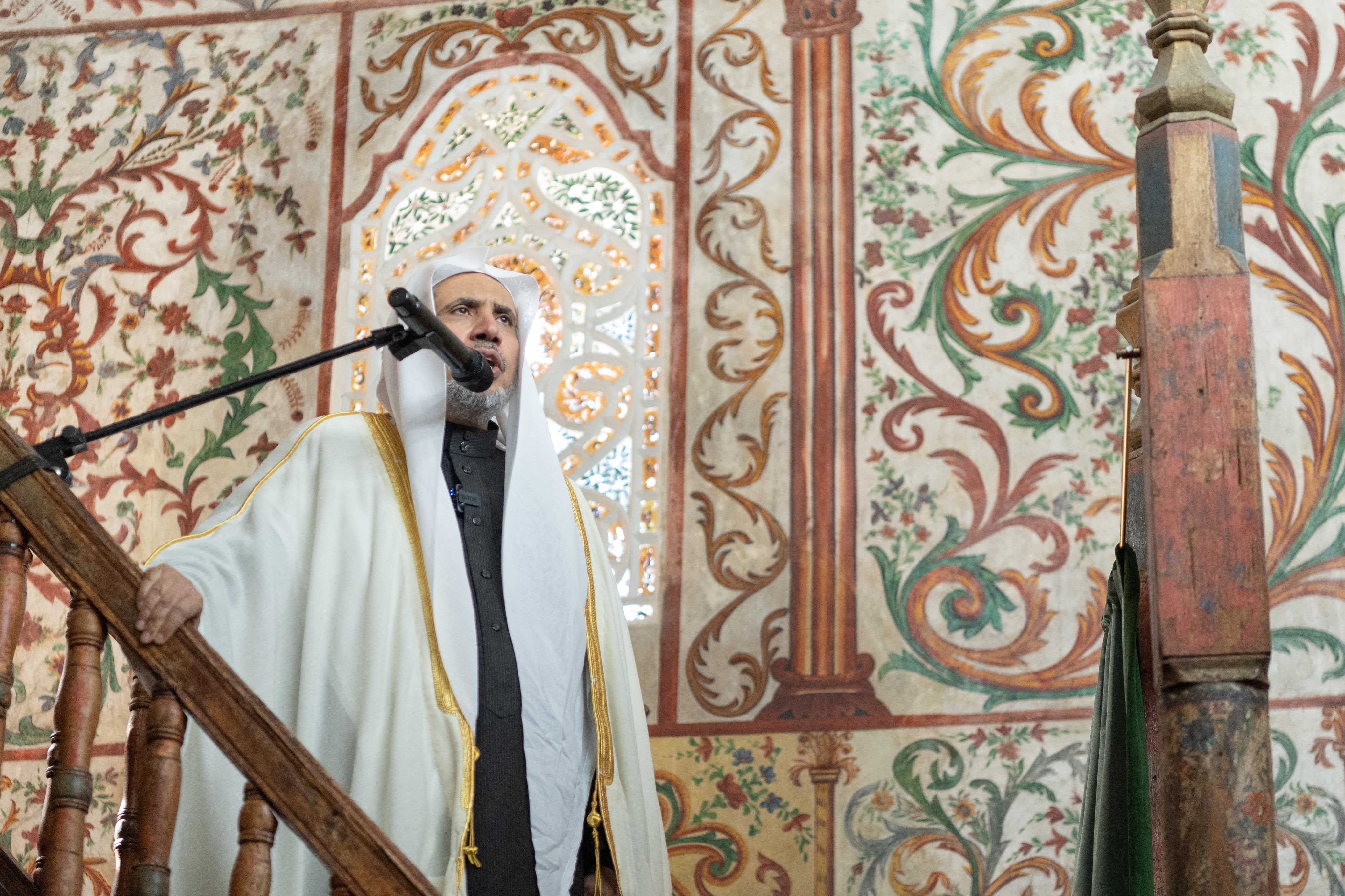 Dari mimbar Masjid Agung yang bersejarah di ibu kota Albania, Tirana: Yang Mulia Syeikh Dr. Mohammed Alissa menyampaikan khutbah Jumat pada hari ini, tanggal 6 Sya'ban