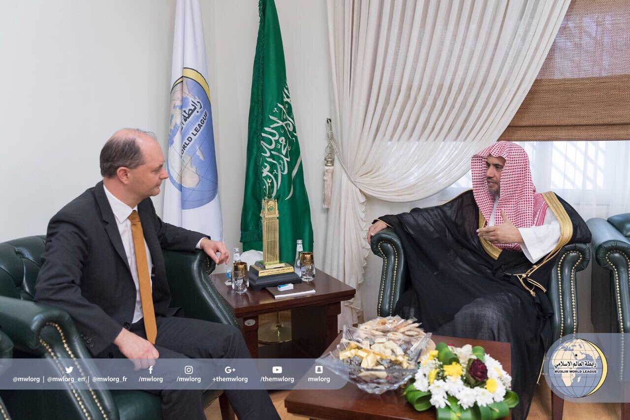 Le SG rencontrant l'Ambassadeur d'Autriche au Royaume, Mr. W Gregor Kessler. La rencontre porta sur des sujets d’intérêts communs