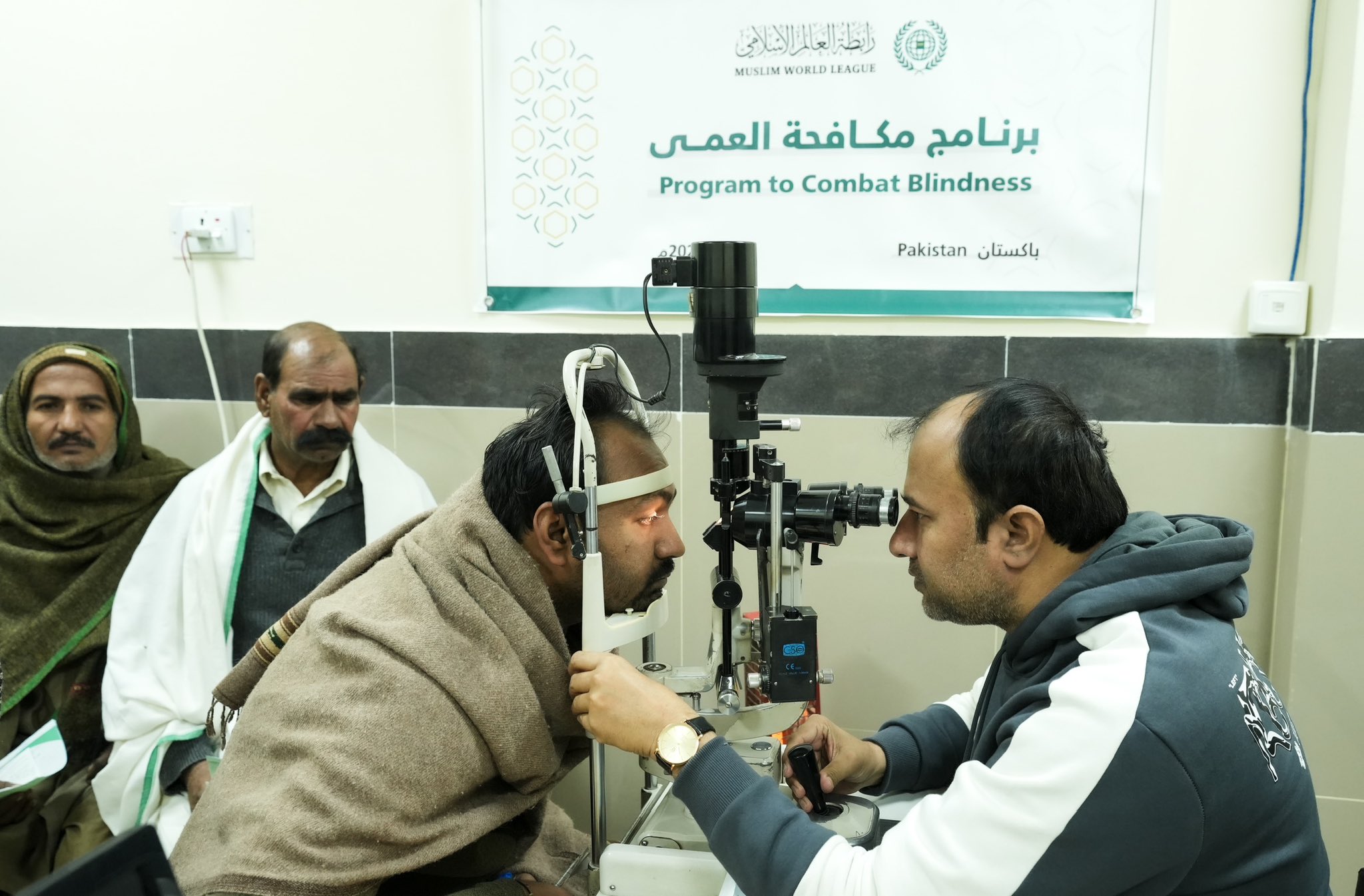 Liga Muslim Dunia telah berhasil menyelesaikan program "Pemberantasan Kebutaan" di lima wilayah di Pakistan, bekerja sama dengan Kementerian Kesehatan Pakistan