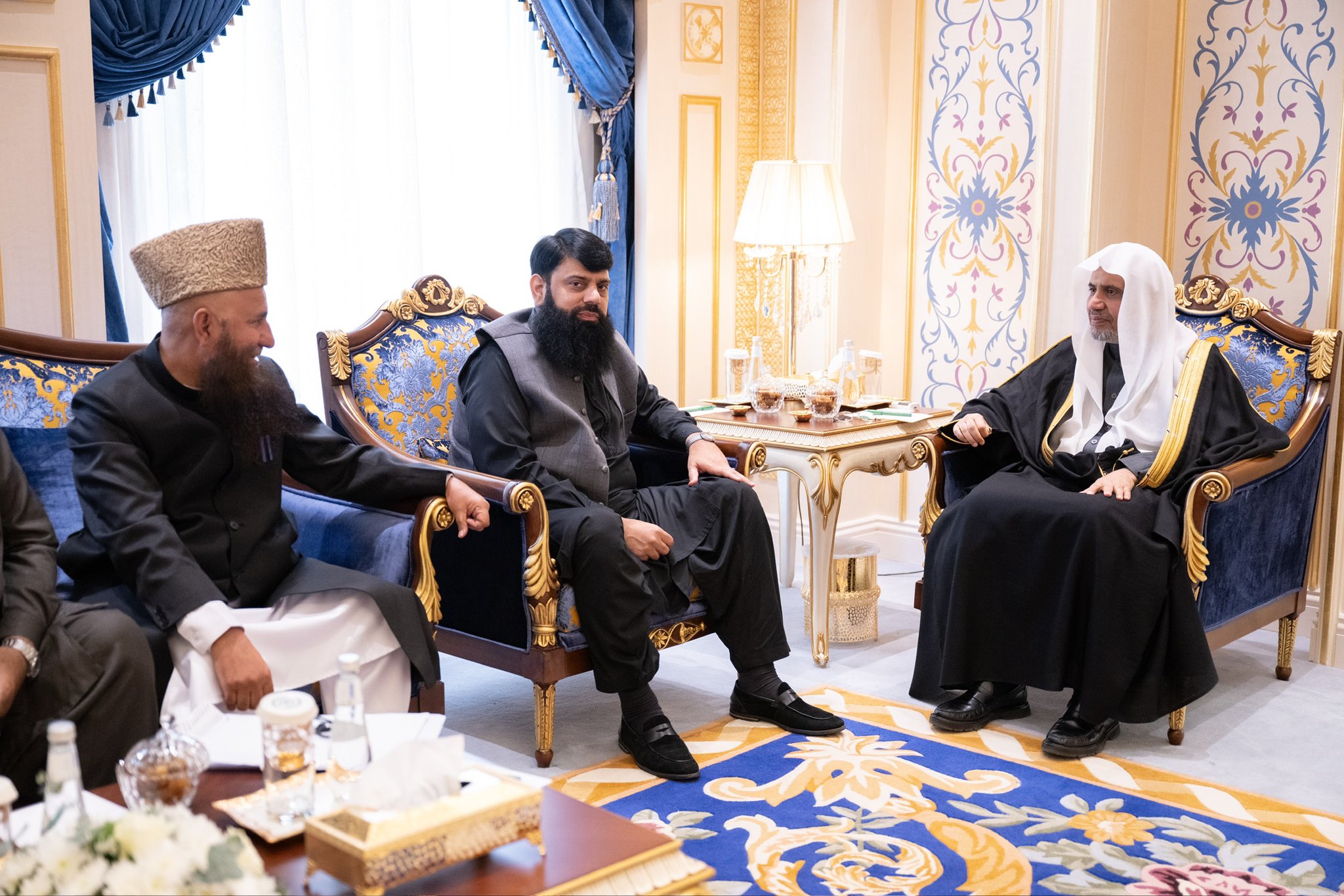 Yang Mulia Sekretaris Jenderal LMD, Ketua Organisasi Ulama Muslim, Syekh Dr. Mohammed Alissa  , menerima kunjungan Yang Mulia Ketua Asosiasi Ahle Hadith Pakistan