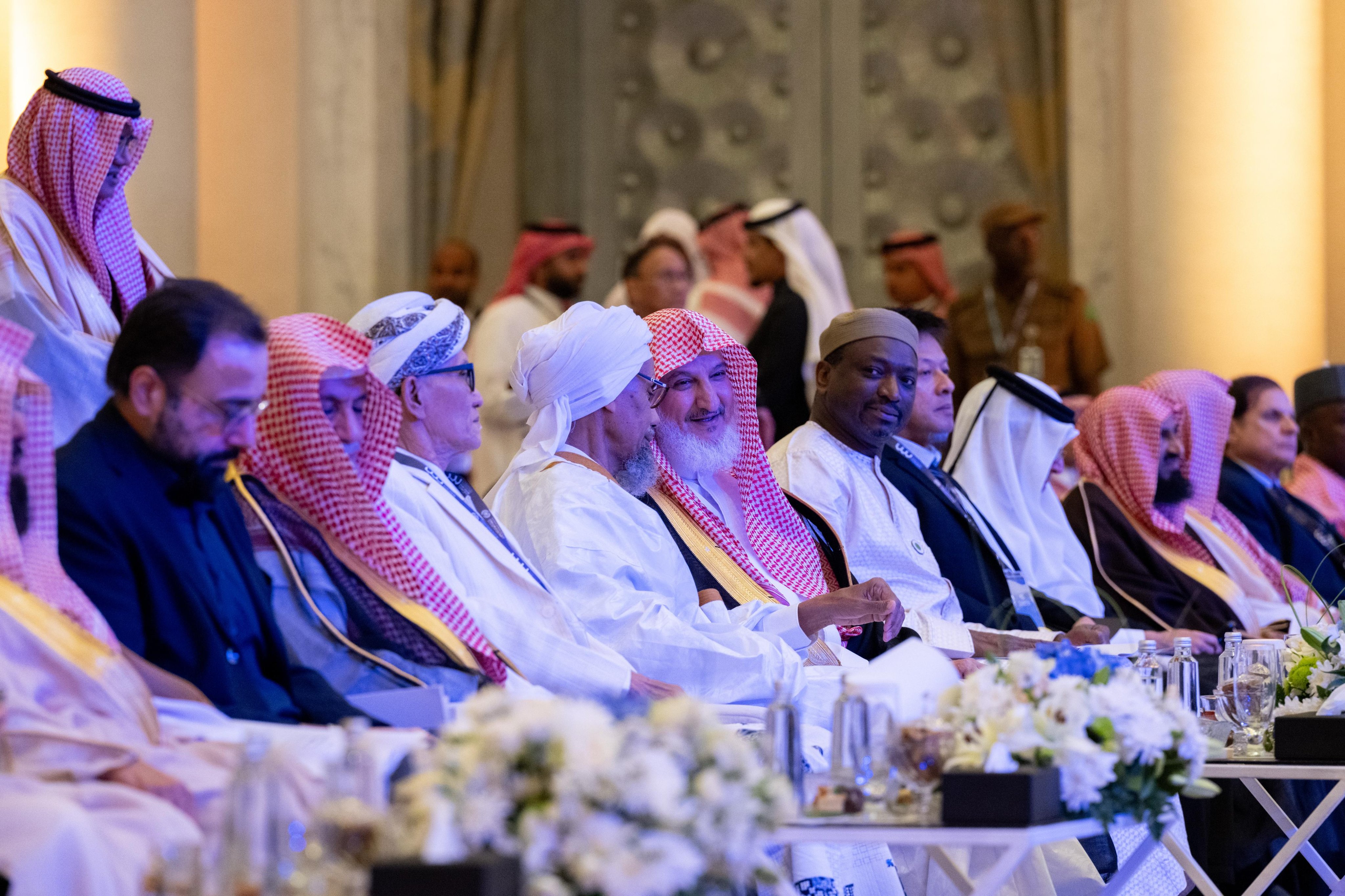 Yang Mulia Mufti Agung Kerajaan Arab Saudi, Syekh Abdulaziz Al Sheikh, pada pembukaan edisi kedua Konferensi Membangun Jembatan Antar Mazhab Islam: