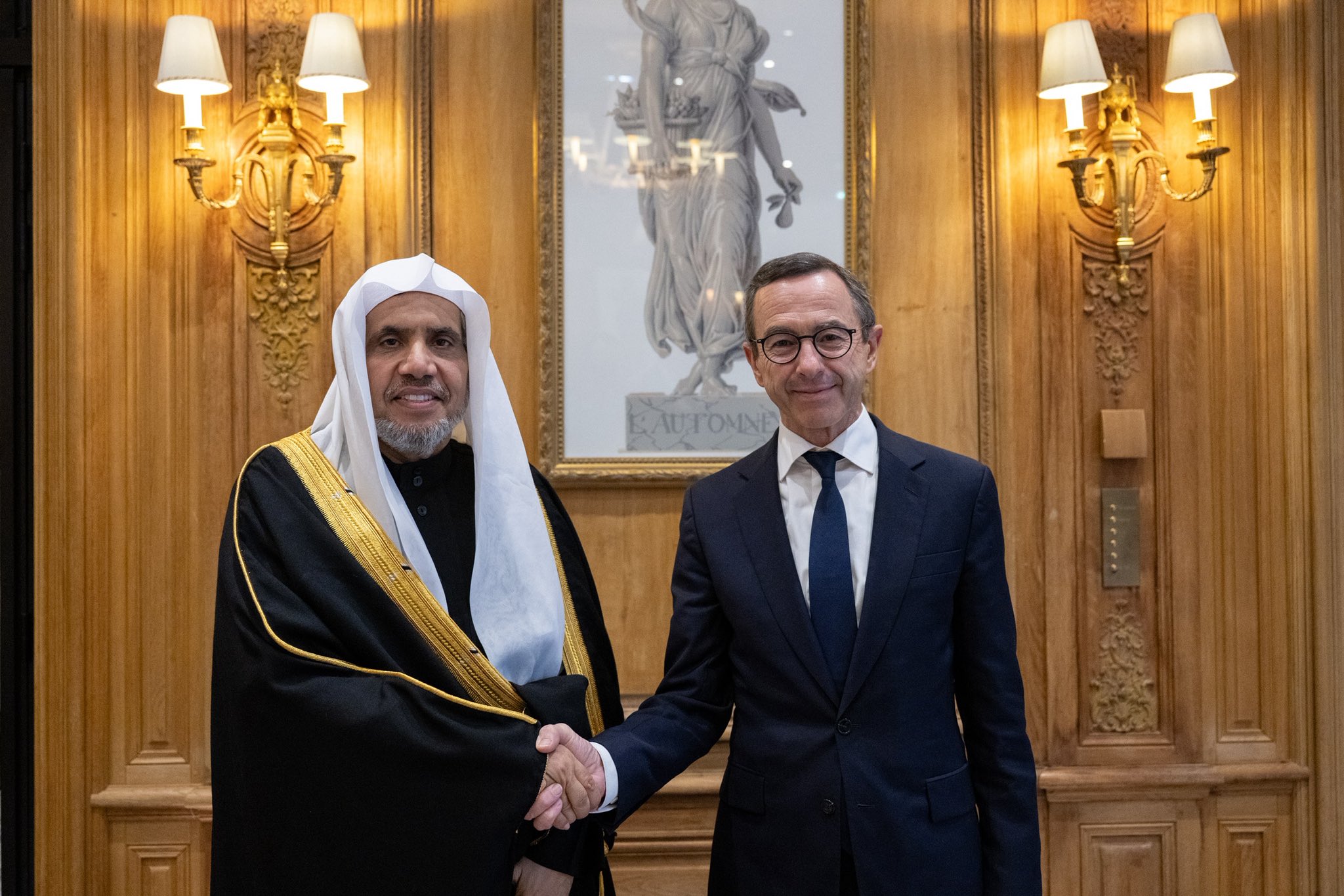 As part of his visit, during which he accepted invitations from prominent global centers for thought and study to discuss developments in issues pertinent to the mission of the Muslim World League (MWL), and to clarify the Sharia perspective on these matters,