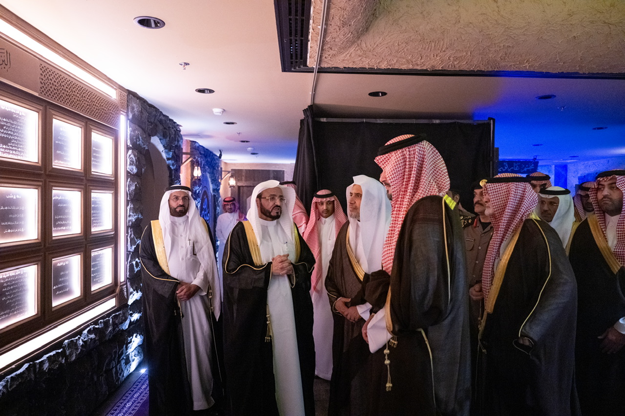 His Royal Highness Prince Salman bin Sultan bin Abdulaziz, Governor of Medina, inaugurated the newly modernized facilities in the museum’s headquarters