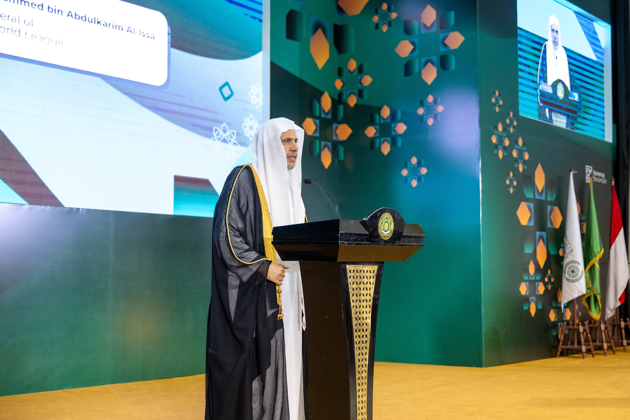 H.E. Sheikh Dr. Mohammed Al-Issa, delivered a lecture on the “Dialogue on Interreligious Harmony”