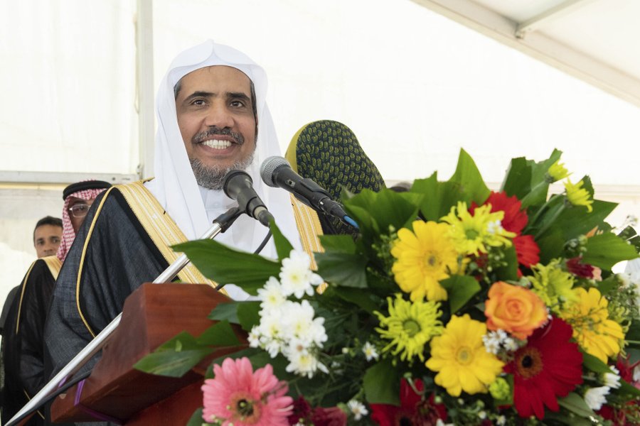 The Muslim World League promotes the culture of dialogue by building strong partnerships with religious & community organizations