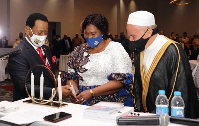 جنوبی افریقہ کے شہر ڈربن میں رحمت اور امن فاؤنڈیشن، جس کی بنیاد عزت مآب ڈاکٹر محمد العیسی نے رکھی