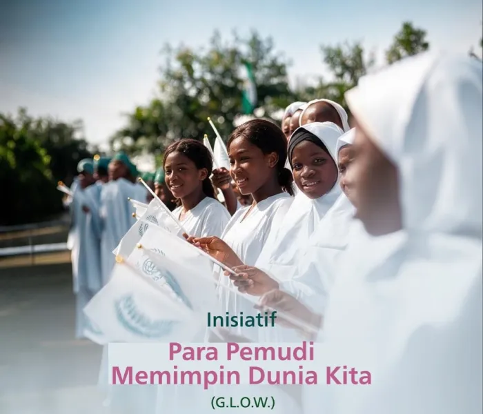 Sebagai bagian dari inisiatifnya untuk perdamaian sosial di Afrika Barat: Liga Muslim Dunia meluncurkan inisiatif "Para Pemudi Memimpin Dunia Kita" (G.L.O.W.)