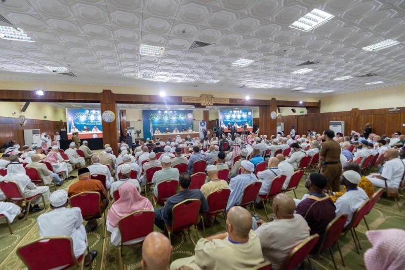 La Ligue Islamique Mondiale organise à Mina le congrès annuel du pèlerinage « Les sens civilisationels dans l’Islam » avec la présence de  grands savants et penseurs venus de 50 pays.
