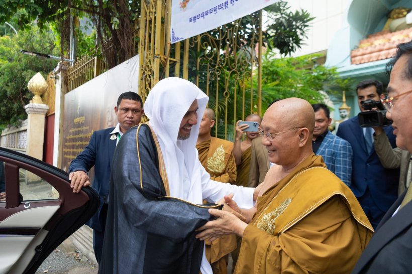 Mohammad Alissa rencontre le Grand Patriarche Suprême du Cambodge Tep Vong et le Patriarche Bour Kry