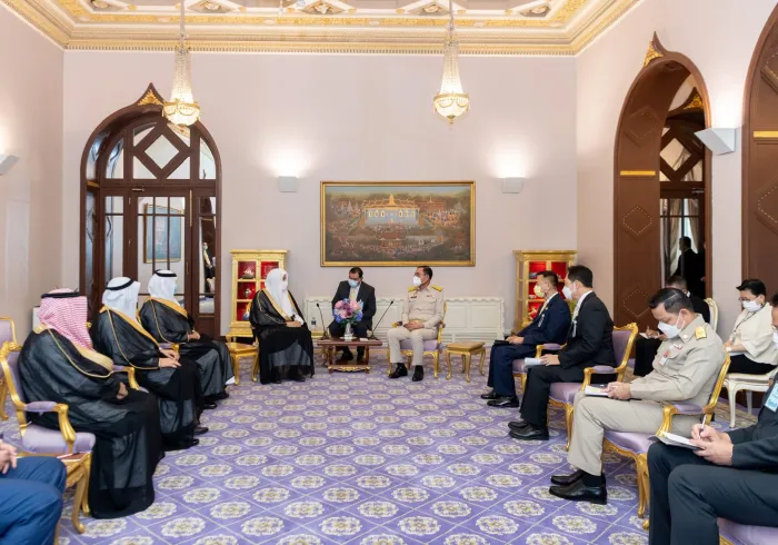 PM Kerajaan Thailand, Jenderal Prayut Cha Ocha, menyambut Syekh Dr. MohammadAlissa di kantor pusat pemerintah