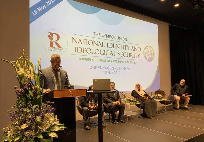Lors du colloque sur l'identité nationale et la sécurité idéologique NIIS2019 at anouar touimi a souligné l'importance de la tolérance et de la cohésion au sein de l'identité nationale. LIM Danemark.