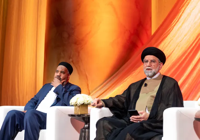 ‏من حلقة نقاش فضيلة السيد محمد باقر الكشميري، وفضيلة الإمام محمد ماجد، في ملتقى: “القيادات الإسلامية بأمريكا الشمالية والجنوبية”