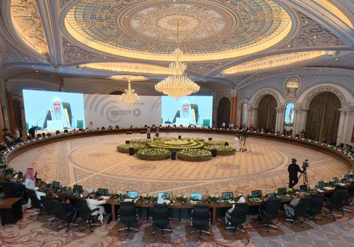 Under the umbrella of the Muslim World League Riyadh witnesses the issuing of the “Declaration of Common Human Values”