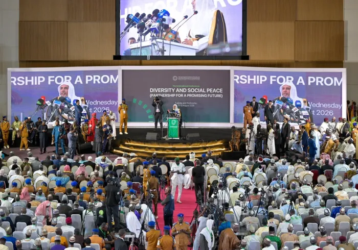 Dr. Al-Issa Meluncurkan Inisiatif Liga Muslim Dunia untuk Perdamaian Sosial di Afrika Barat