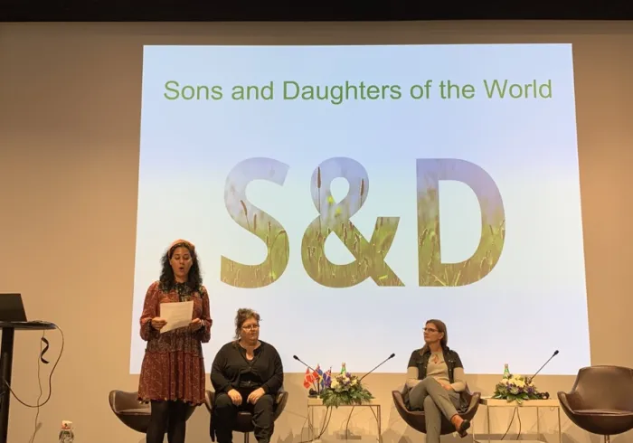 The fourth panel of speakers at NIIS2019 brings to light the stories of families who have been impacted by radicalization. @SonsDaughtersWo & @ForFinn aim to end the radicalization of young people in Denmark. Dialogue & community building are key to their work.MWL in Denmark