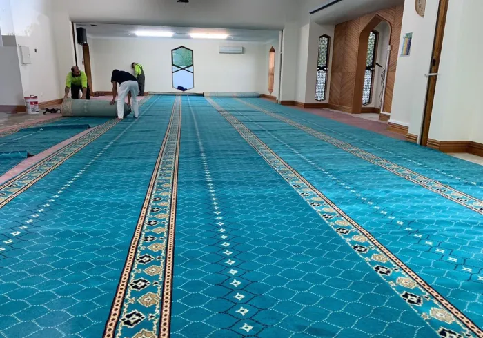 الحمد للہ رابطہ عالم اسلامی نے نیوزی لینڈ مسجد نور میں بہترین قالین اور اسپنچ کی تبدیلی کا کام مکمل کرلیاہے