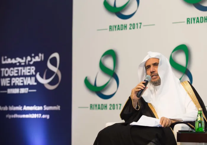 Lors du congrès en marge de la visite du Président américain, le SG expose les efforts du Royaume et de la LIM pour combattre l’extrémisme